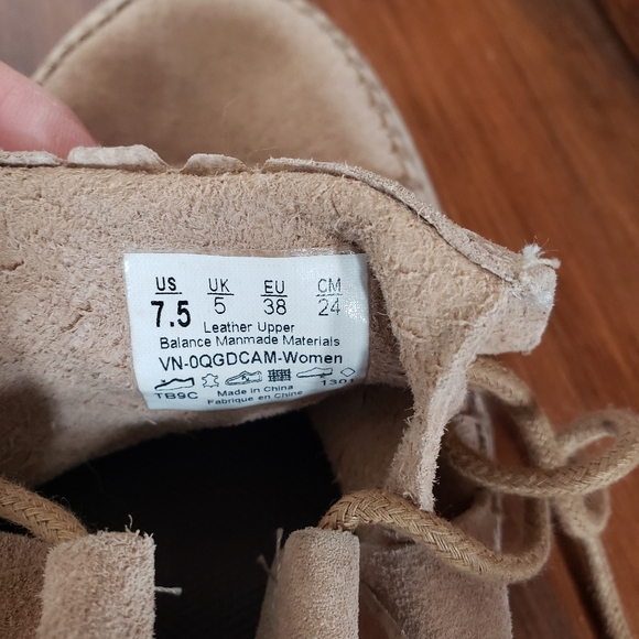 Micassin Vans suede sz 8 - Picture 3 of 4